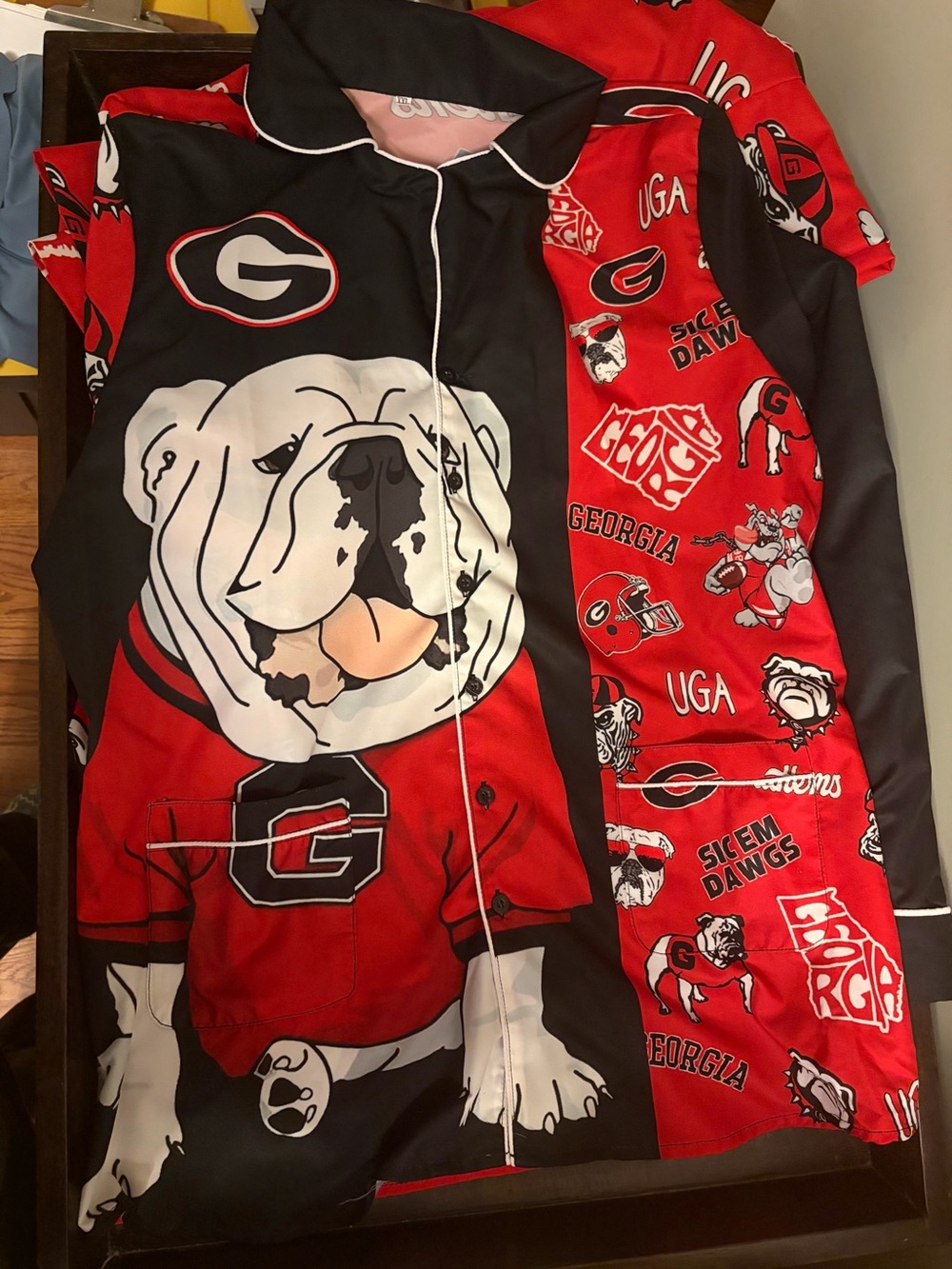 University of Georgia Bulldogs Red & Black Pajama set. Bulldog Graphic